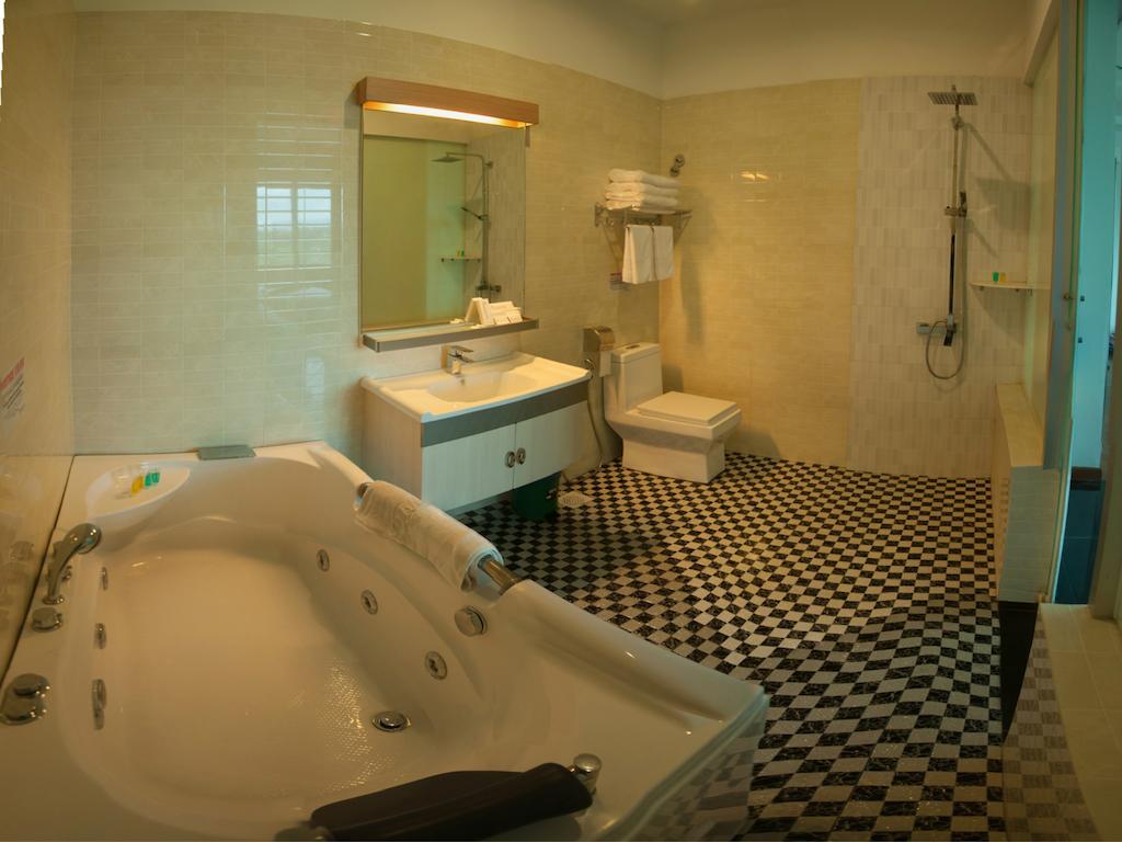 Avantgarde Hotel Джохор-Бару Номер фото